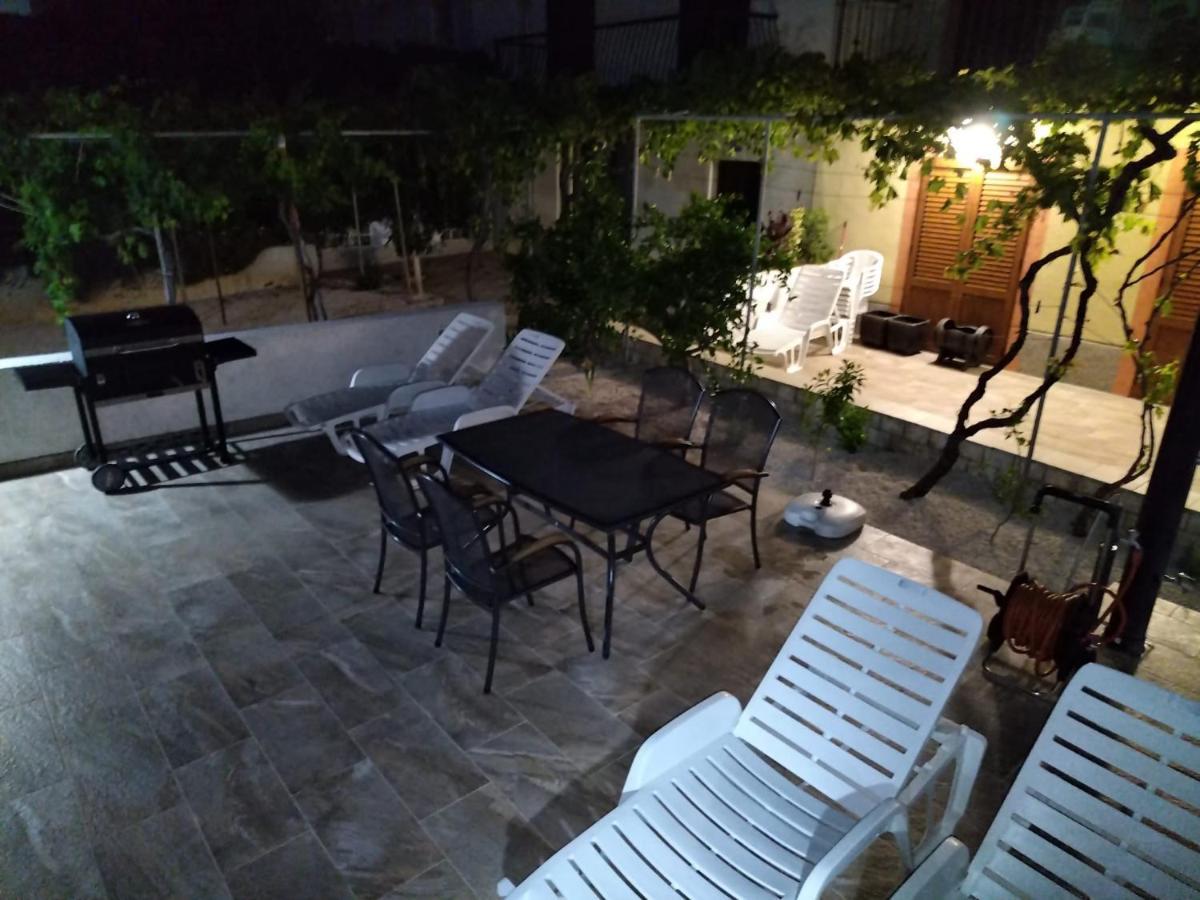 Apartmani Katarina Barbat na Rabu 外观 照片