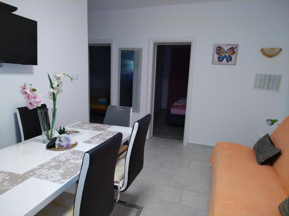 Apartmani Katarina Barbat na Rabu 外观 照片