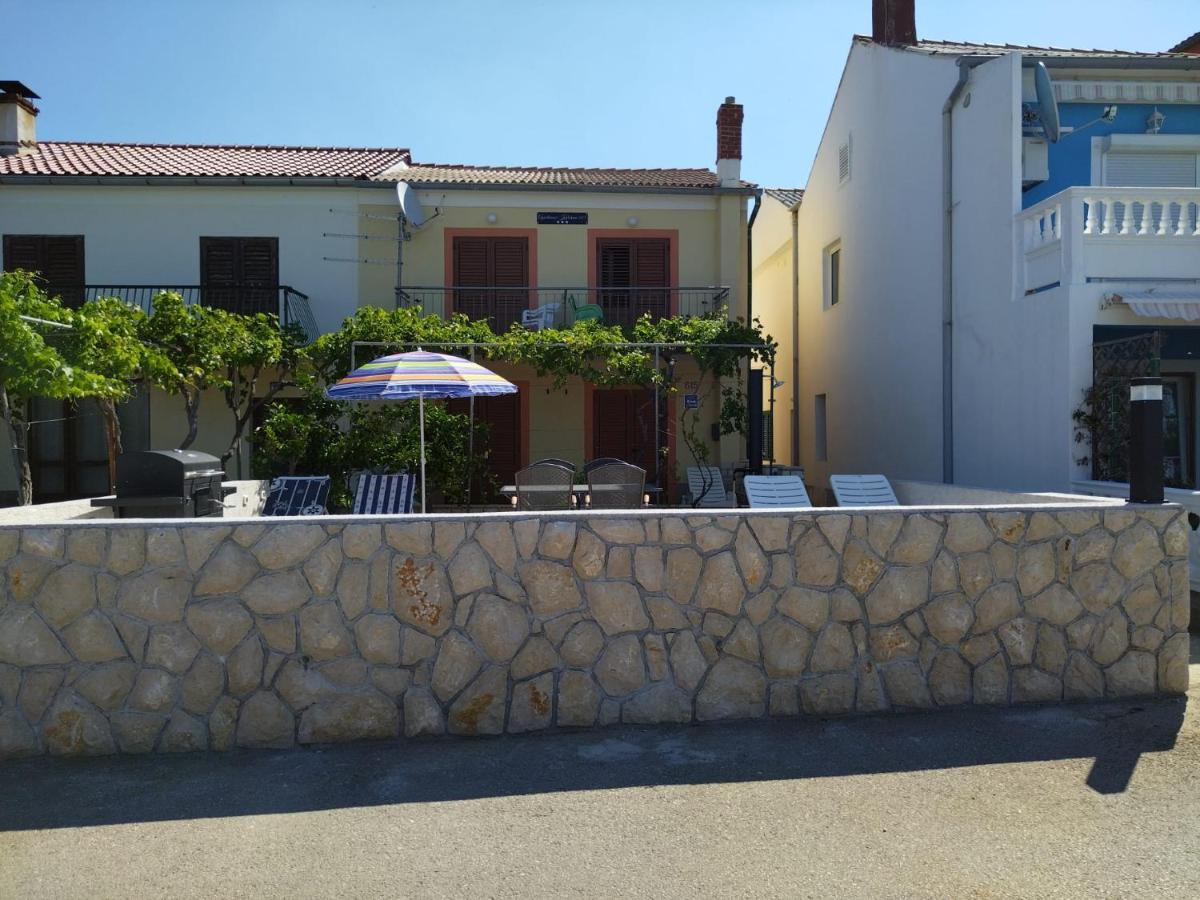 Apartmani Katarina Barbat na Rabu 外观 照片