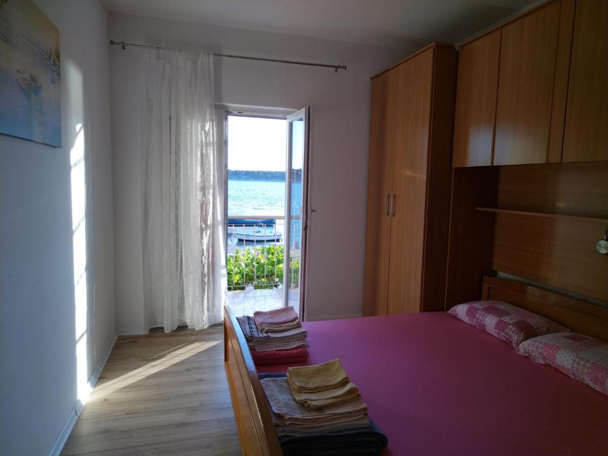 Apartmani Katarina Barbat na Rabu 外观 照片
