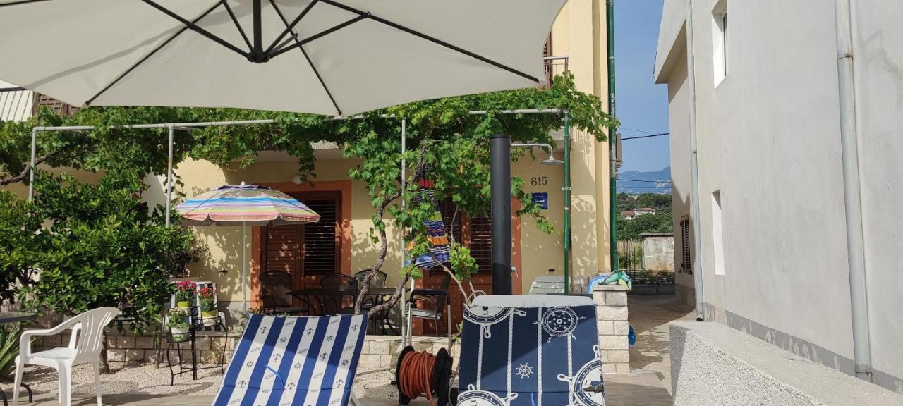 Apartmani Katarina Barbat na Rabu 外观 照片